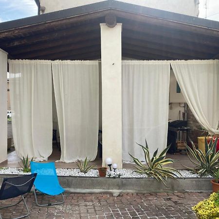 Casapiedicastello Apartamento Castelnuovo del Garda Exterior foto